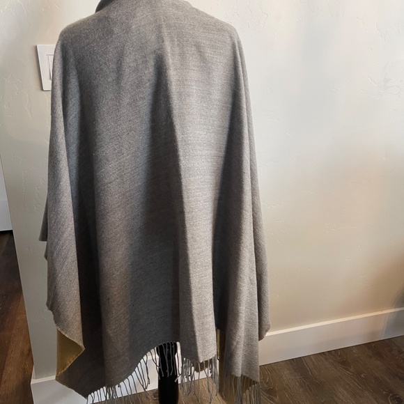 Halogen Reversible Wrap - Picture 4 of 4